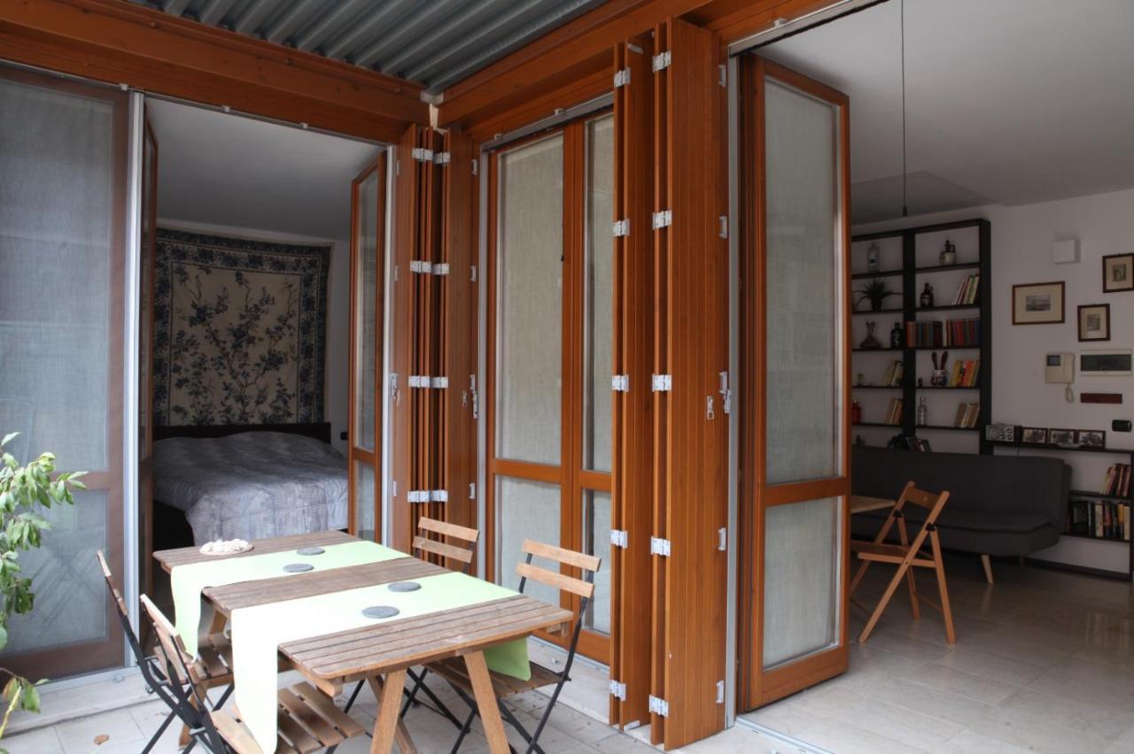 Terrace Apartment Close To Metro Station Mailand Exterior foto